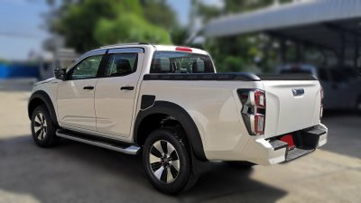 16 Dmax 19 Fender V1 OEM F