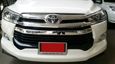 12 ครอบกระจังหน้า