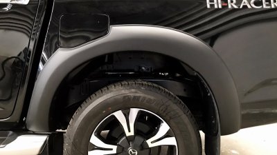 13 คิ้วล้อ (V 1)