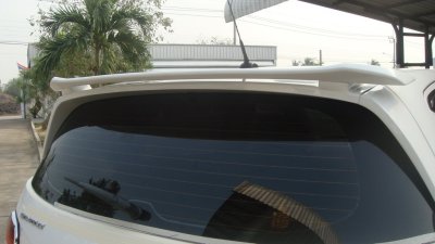 13 Rear Spoiler (5 door)