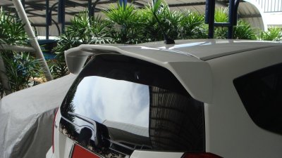 13 3 สปอยเลอร์หลัง ทรง Modulo