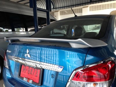 13 สปอยเลอร์หลัง (มีไฟเบรค)