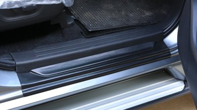 16 ชายบันได (พลาสติก)