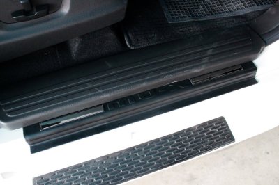 15 Scuff Plate (Plastics)