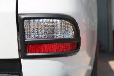 12 Tail Reflector Trim