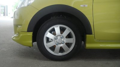 16 Front Fender Flares (V 1)
