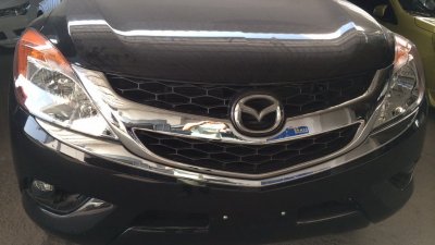 16 ครอบกระจังหน้า