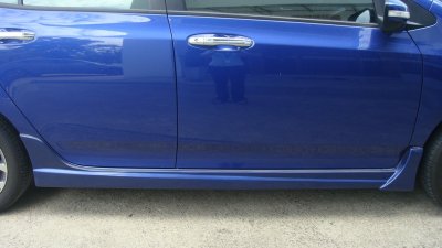 11 สเกิร์ตรอบคัน ทรง Mugen (ปี 2008)