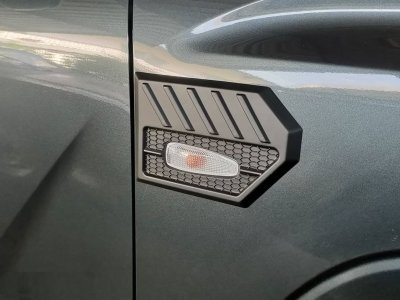 6 Side ven cover MITSUBISHI TRITON 2023