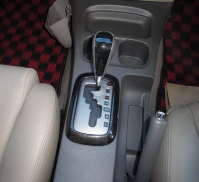 16 ครอบคอนโซลเกียร์ (ใช้กับเกียร์ออโต้)