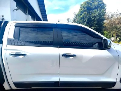 2 Door decorative panel trim 4 pcs TRITON 2023 (4 Door) 4 Pcs.