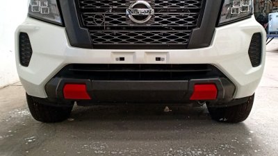 19 Front Cladding Cover (2 pcs )