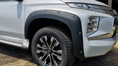 19 คิ้วล้อ มีหมุดหลอก (V 2)