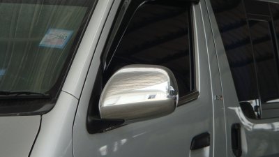 17 ครอบกระจกมองข้าง (สำหรับกระจกไฟฟ้า) (ปี 2008)