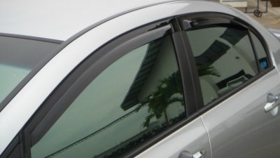 1 กันสาดข้างประตู