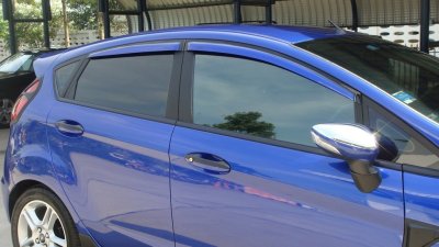 1 Weather Guard (Color)