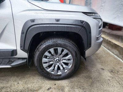 23 Fender Flares (V.1) (V.5) TRITON 2023