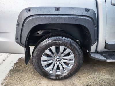 23 Fender Flares (V.1) (V.5) TRITON 2023