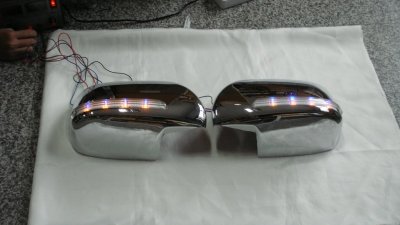 18 ครอบกระจกมองข้าง แบบมีไฟ LED (Year 2008)