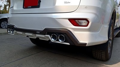 20 สเกิร์ตท้าย (V 1)