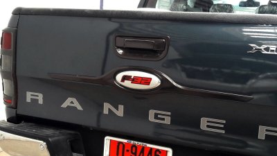 23 ครอบโลโก้ฝาท้ายกระบะ