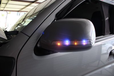 18 ครอบกระจกมองข้าง แบบมีไฟ LED (Year 2008)