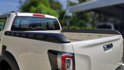 21 ราวกระบะ (สไตล์ วี-ครอส)