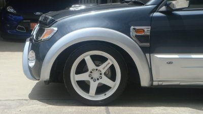 22 คิ้วล้อ ขนาด ใหญ่ V.1