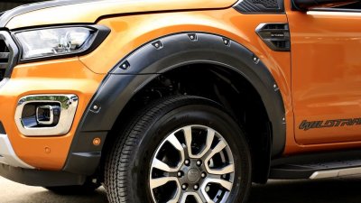 22 Front Fender Flares (V4) with Nuts