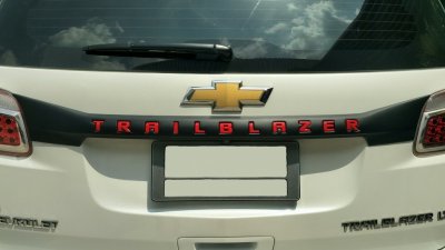 22 คิ้วฝากระโปรงท้าย