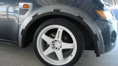 23 Fender Flares (Front) Jumbo Size V 2