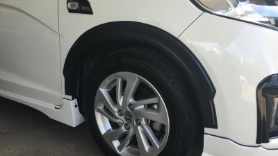 19 คิ้วล้อ