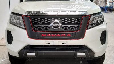 25 Front Grill Cover