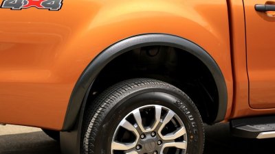 23 Front Fender Flares (V8)