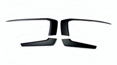 24 Front Bumper Trim