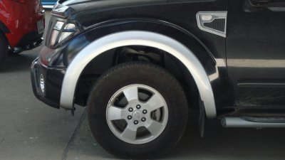 12 Fender Flare (Front) Double Cab