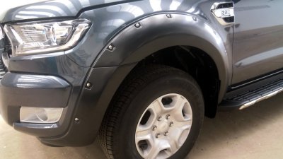 29 Fender Flares (V 2) Front