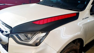 28 Side Bonnet Scoop