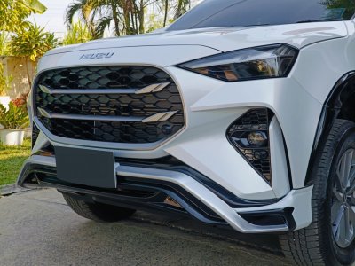 1 Body kits Mu-x 2024