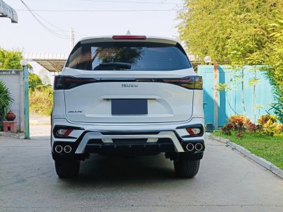 1 Body kits Mu-x 2024