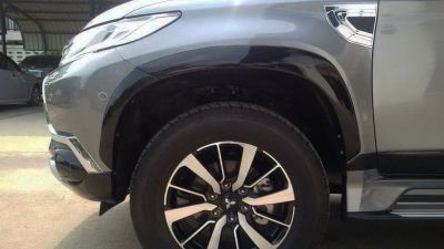 29 ชุดแต่งรอบคัน (ทรงห้าง)