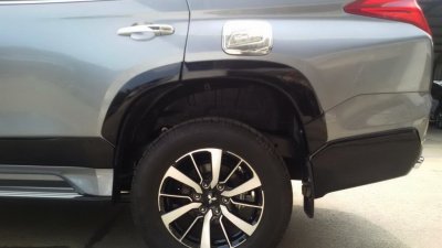 29 ชุดแต่งรอบคัน (ทรงห้าง)