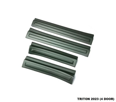 10 Scuff Plate  TRITON 2023