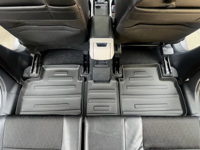 12 Car floor mats (5 pcs.) TOYOTA VELOZ 2022