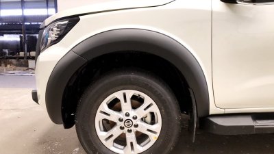 28 คิ้วล้อ (V 1) 4 door  (4WD)