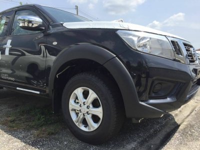 28 Front Fender Flares (   M (Cab & Double) 2WD