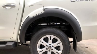 28 คิ้วล้อ (V 1) 4 door  (4WD)