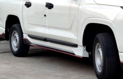 4 SKIRT (รอบคัน) TRITON 2023 (8 ชิ้น) ทรง ARTIMO  มี (รุ่นแค๊บ) และ (รุ่น 4 ประตู)