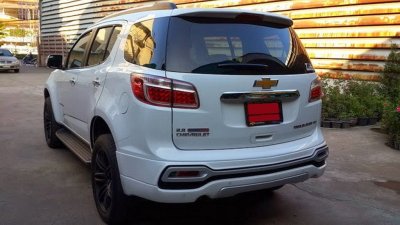 23 สเกิร์ตรอบคัน (V 2) ทรง Dubai แบบมีไฟ