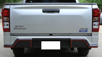 35 สเกิร์ตรอบคัน  ทรง X-series (ปี2018) (2WD) Cab